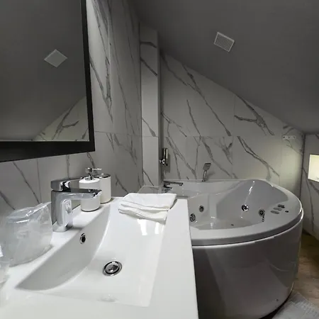 Face 3 Center Subotica